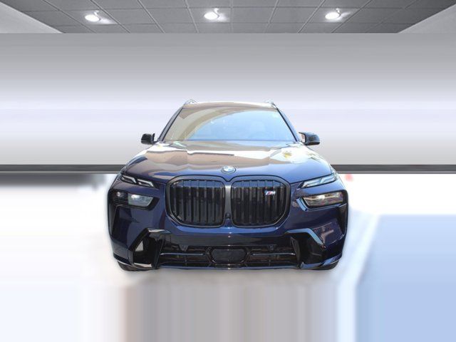 2026 BMW X7 M60i