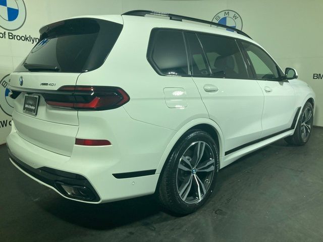 2026 BMW X7 xDrive40i