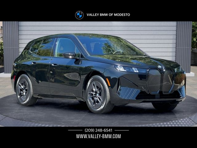 2026 BMW iX xDrive45