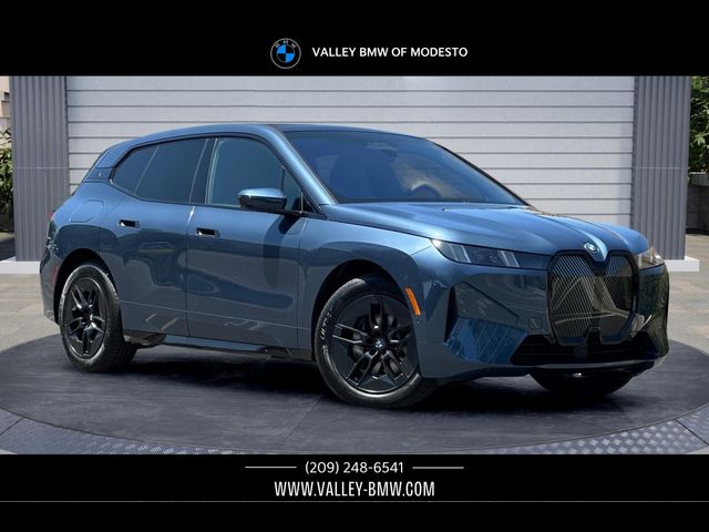 2026 BMW iX xDrive45
