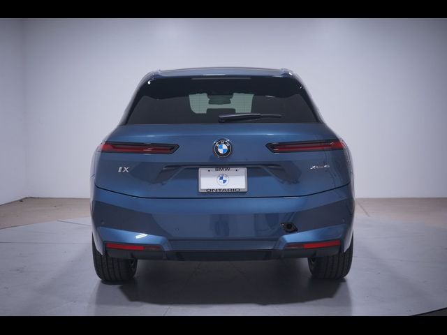 2026 BMW iX xDrive45