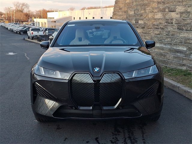 2026 BMW iX xDrive45