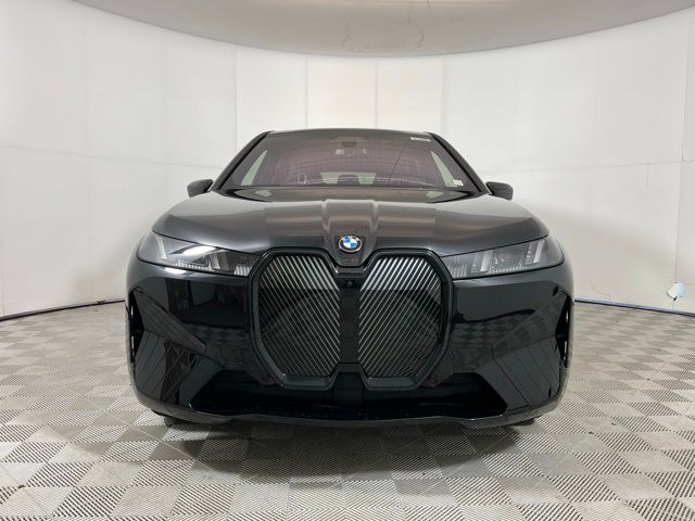 2026 BMW iX xDrive60