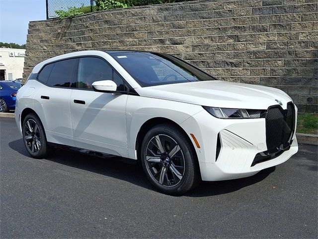 2026 BMW iX xDrive60