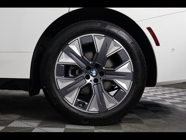 2026 BMW iX xDrive60