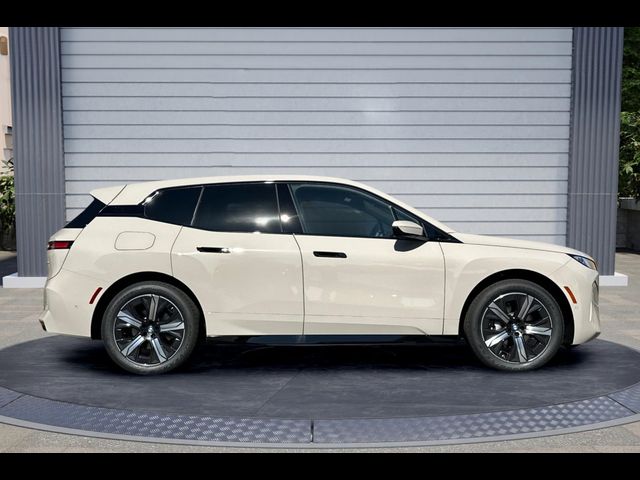2026 BMW iX xDrive60