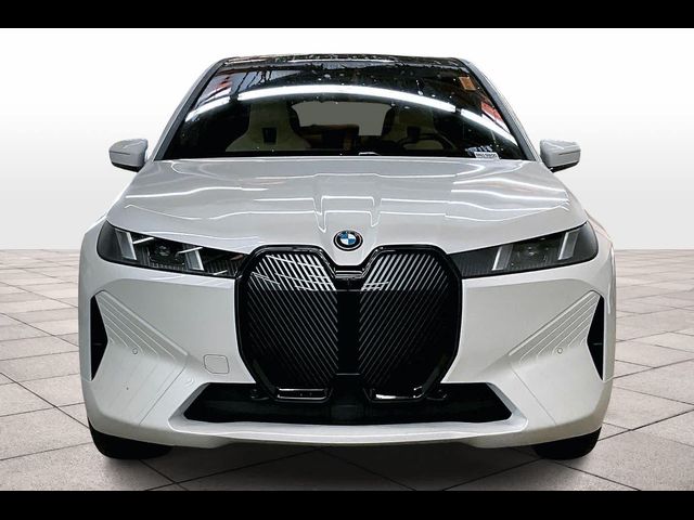 2026 BMW iX xDrive45