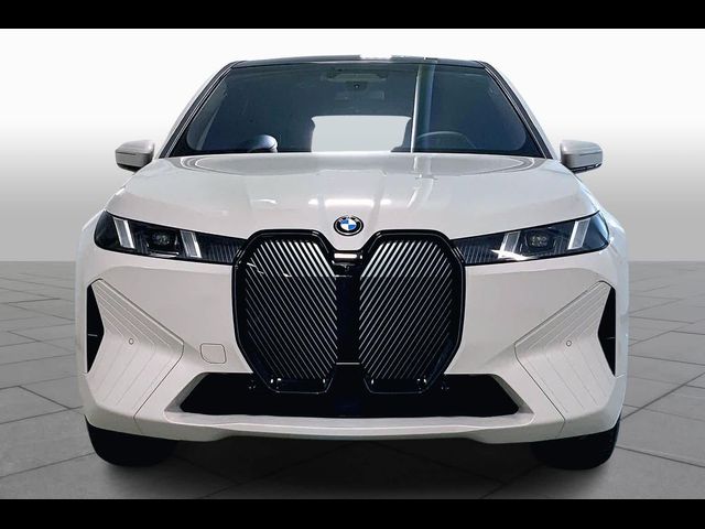 2026 BMW iX xDrive45