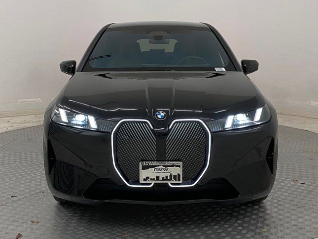 2026 BMW iX xDrive45
