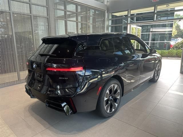 2026 BMW iX xDrive60