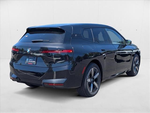 2026 BMW iX xDrive60