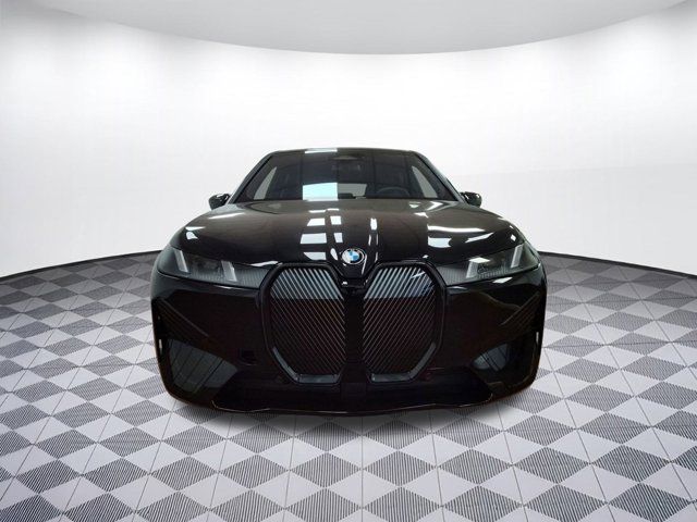 2026 BMW iX xDrive60