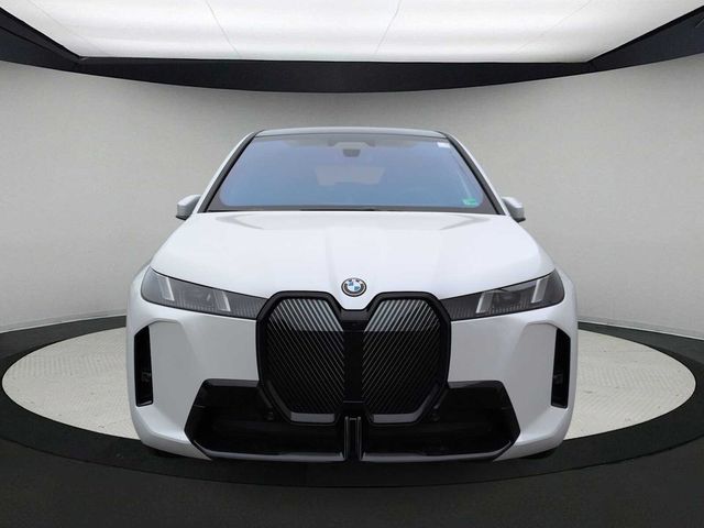 2026 BMW iX xDrive60