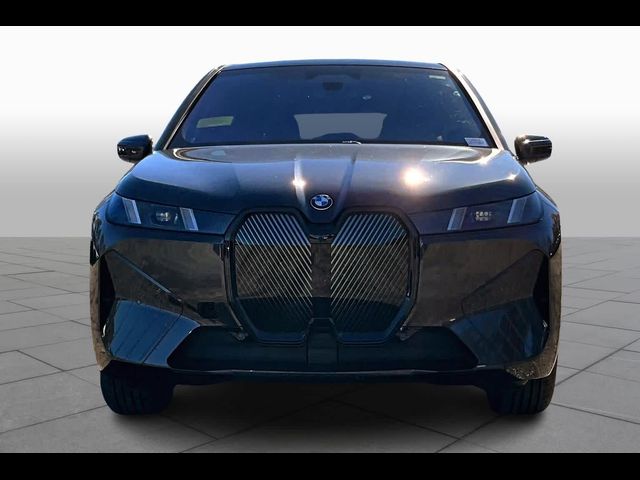 2026 BMW iX xDrive60