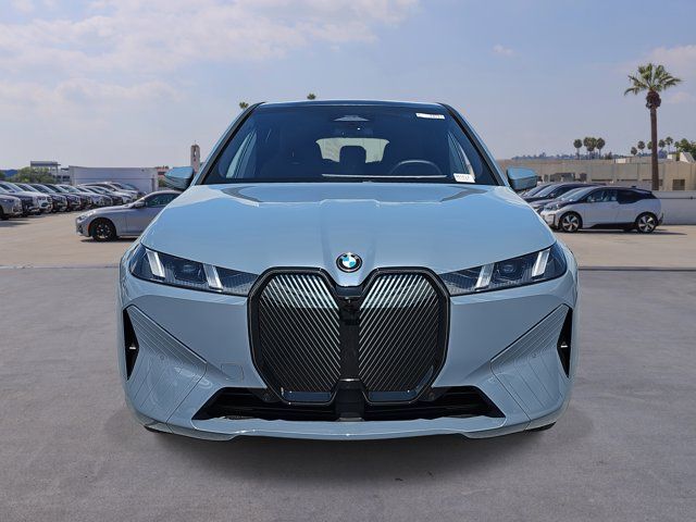 2026 BMW iX xDrive60