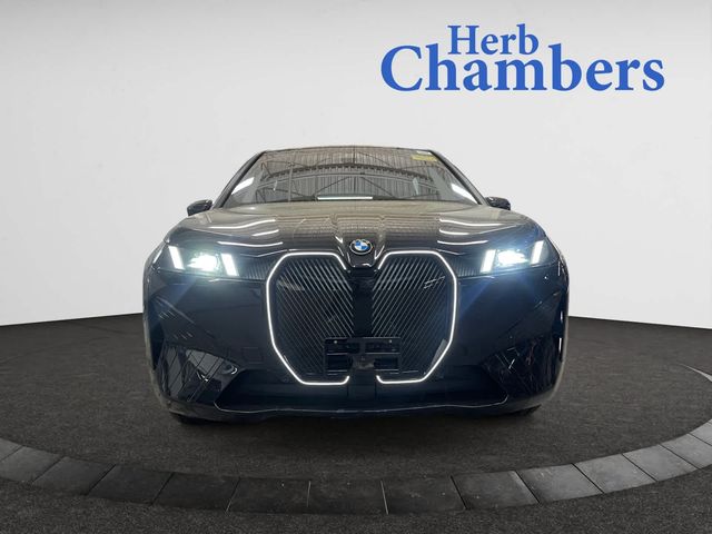 2026 BMW iX xDrive60