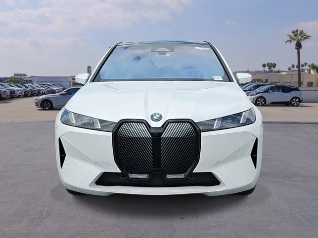 2026 BMW iX xDrive60