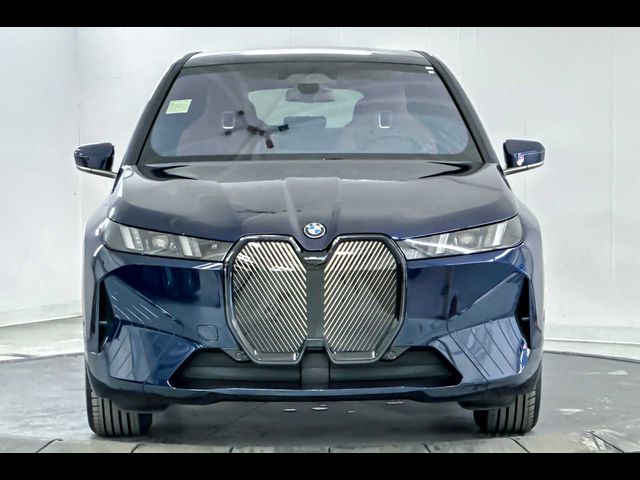 2026 BMW iX xDrive60