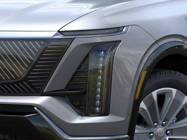 Vehicle image 10 of 24