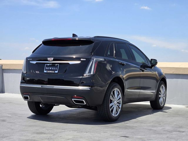 2026 Cadillac XT5 Sport