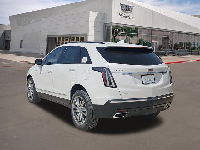 2026 Cadillac XT5 Sport