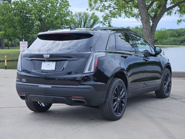2026 Cadillac XT5 Sport