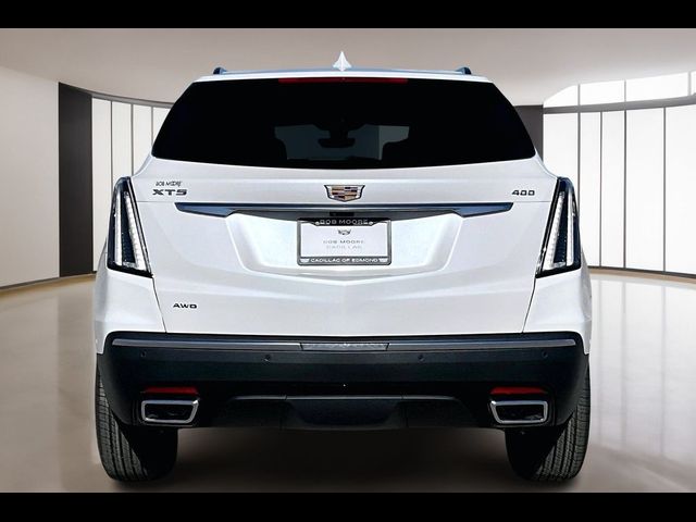 2026 Cadillac XT5 Sport
