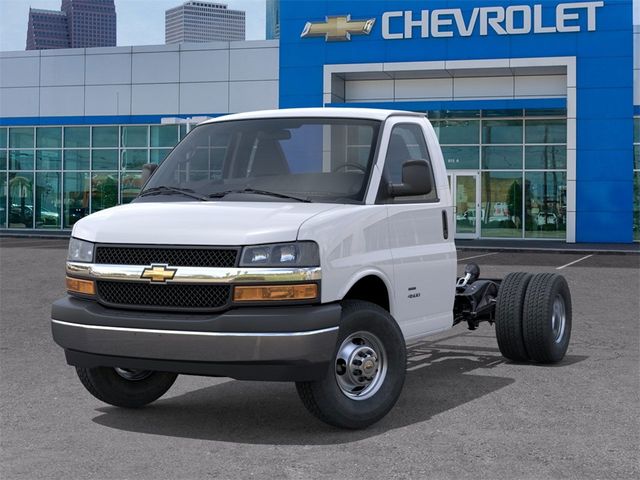 2026 Chevrolet Express Base