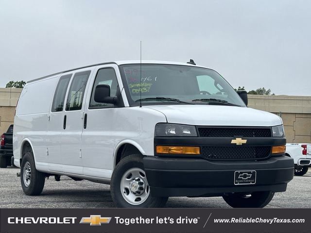 2026 Chevrolet Express Base