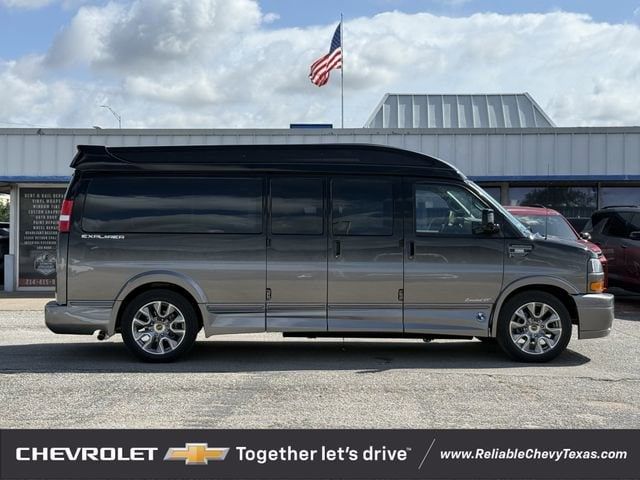2026 Chevrolet Express Base