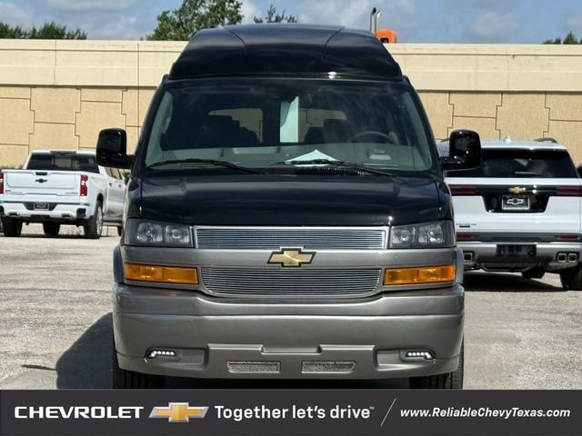 2026 Chevrolet Express Base