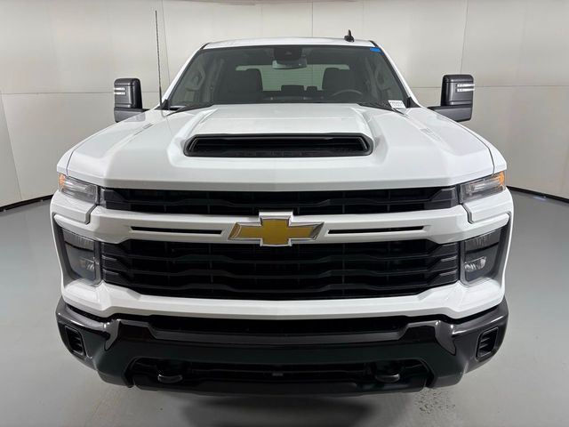 2026 Chevrolet Silverado 2500HD Custom