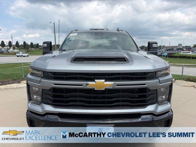 2026 Chevrolet Silverado 2500HD Custom