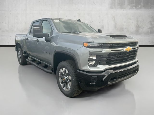 2026 Chevrolet Silverado 2500HD Custom