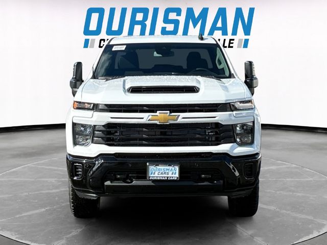 2026 Chevrolet Silverado 2500HD Custom
