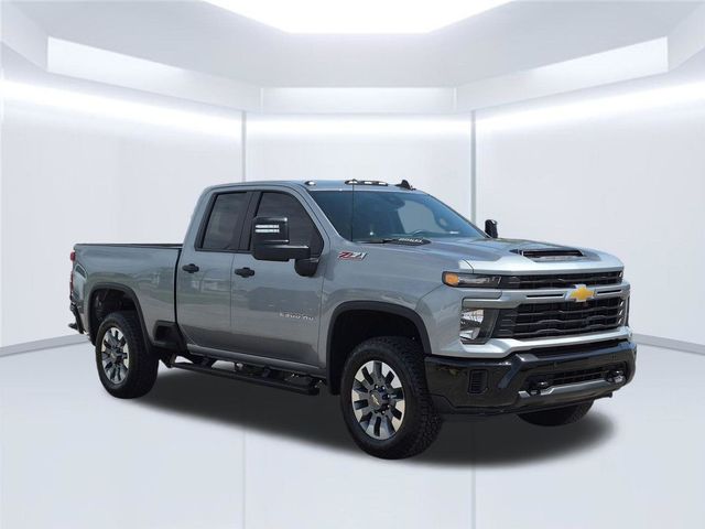 2026 Chevrolet Silverado 2500HD Custom