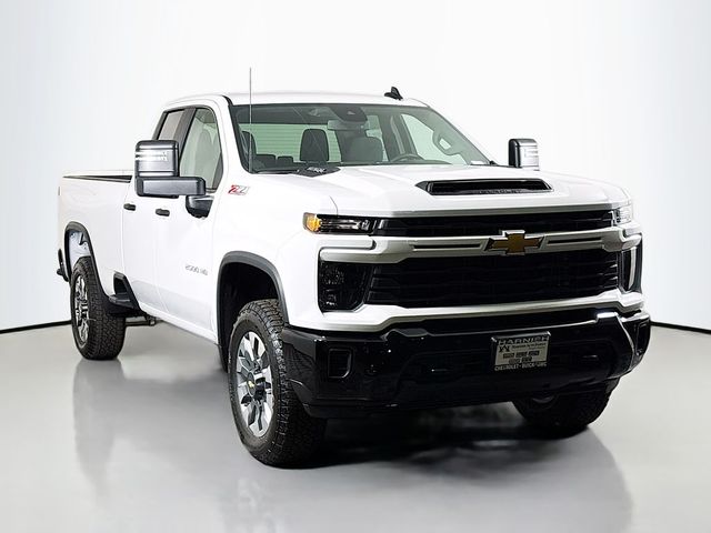 2026 Chevrolet Silverado 2500HD Custom