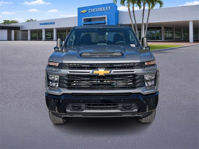 2026 Chevrolet Silverado 2500HD Custom