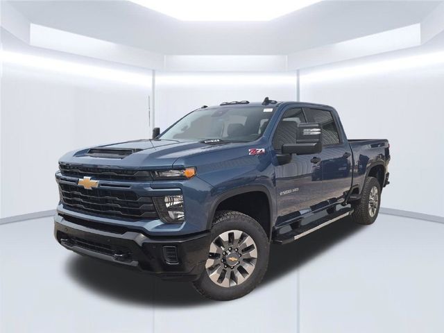 2026 Chevrolet Silverado 2500HD Custom