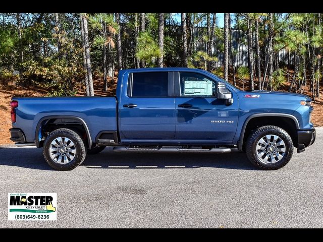 2026 Chevrolet Silverado 2500HD Custom
