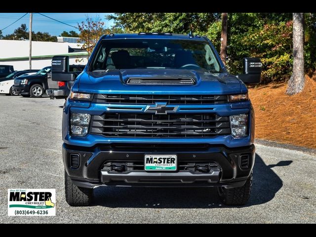 2026 Chevrolet Silverado 2500HD Custom
