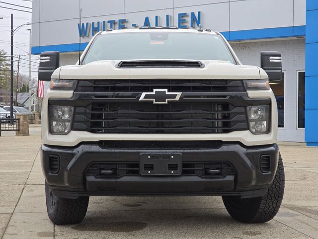 2026 Chevrolet Silverado 2500HD Custom