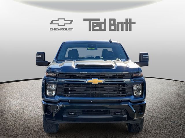 2026 Chevrolet Silverado 2500HD Custom
