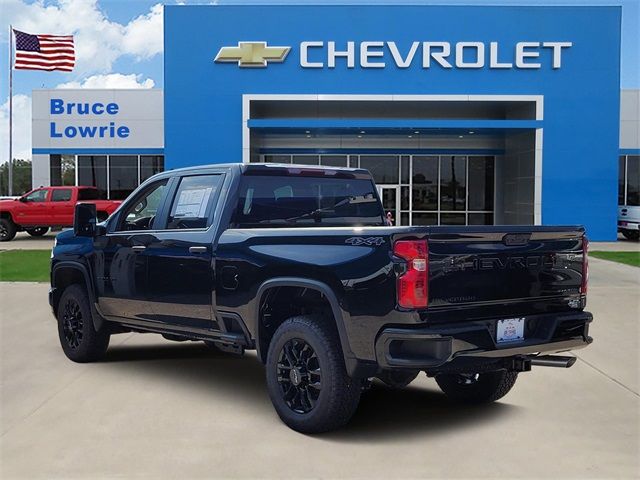 2026 Chevrolet Silverado 2500HD Custom