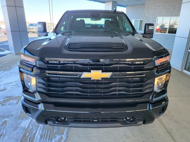 2026 Chevrolet Silverado 2500HD Custom