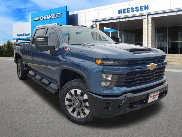 2026 Chevrolet Silverado 2500HD Custom
