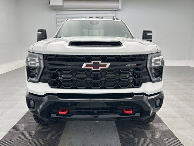 2026 Chevrolet Silverado 2500HD ZR2