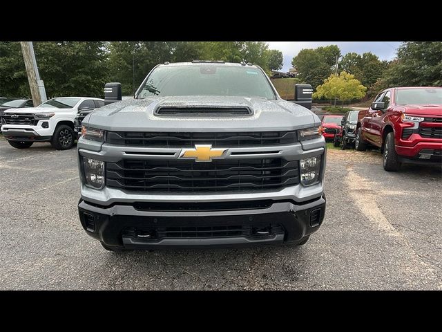 2026 Chevrolet Silverado 2500HD Custom