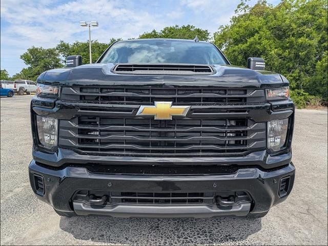 2026 Chevrolet Silverado 2500HD Custom