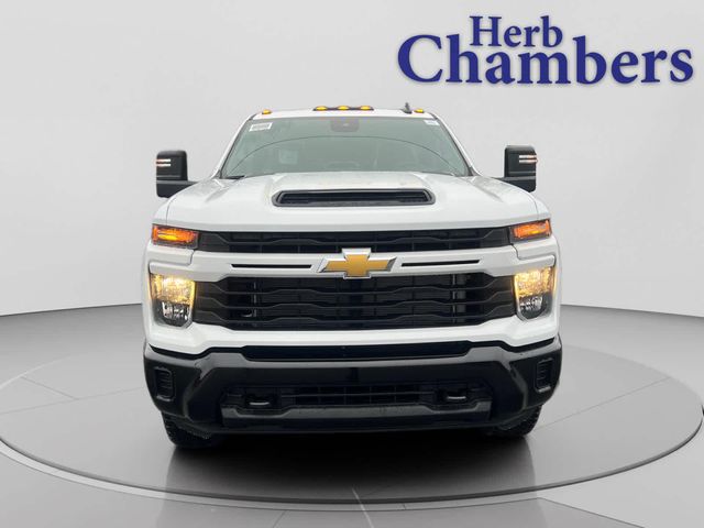 2026 Chevrolet Silverado 2500HD Custom
